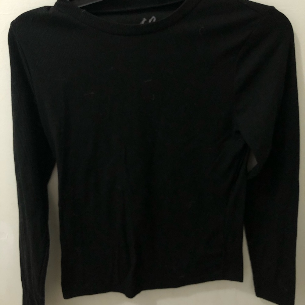 Basic black long sleeve shirt